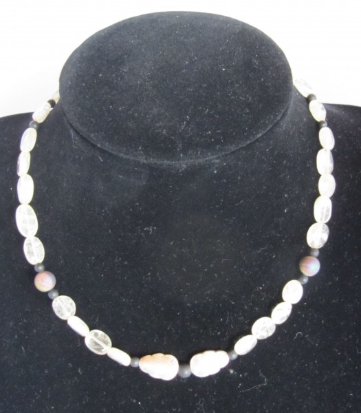 Zitrinkette mit 2 Achatgeoden, 11 Schungiten und Silberblättern